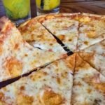 thin crust cheese pizza